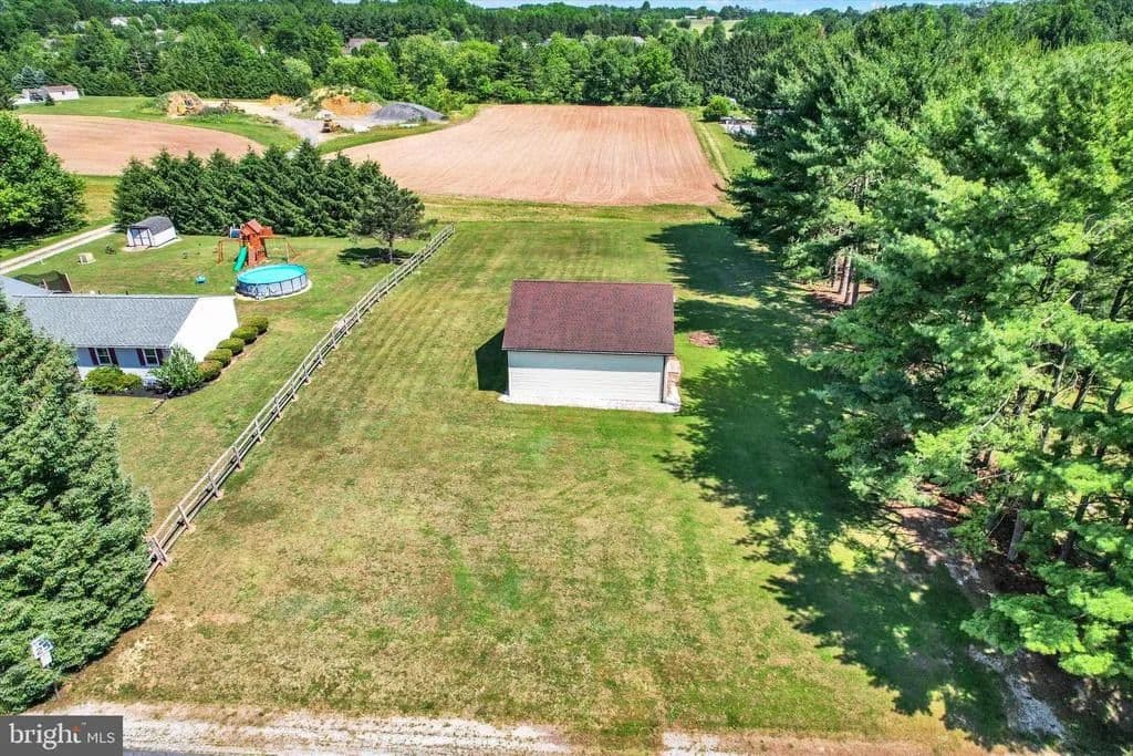 0.73 Acres of Land for Sale in New Oxford, Pennsylvania - New Oxford, Pennsylvania, 17350