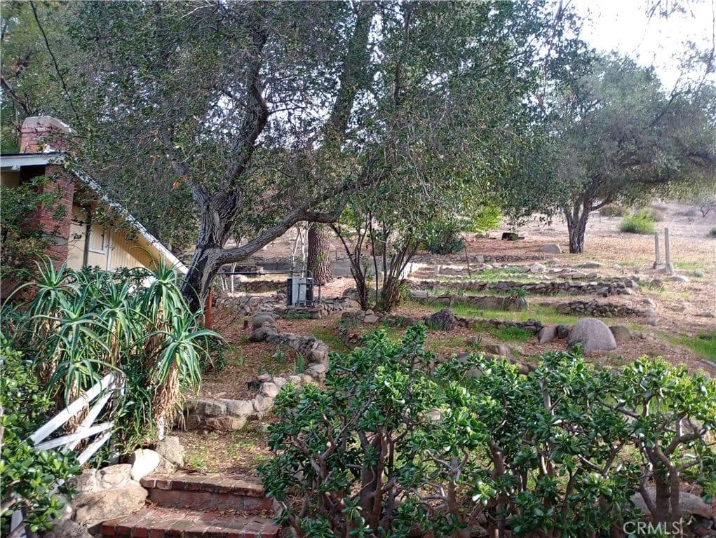 Property from 7916 Glenties Lane - KW - Sunland, California, 91040