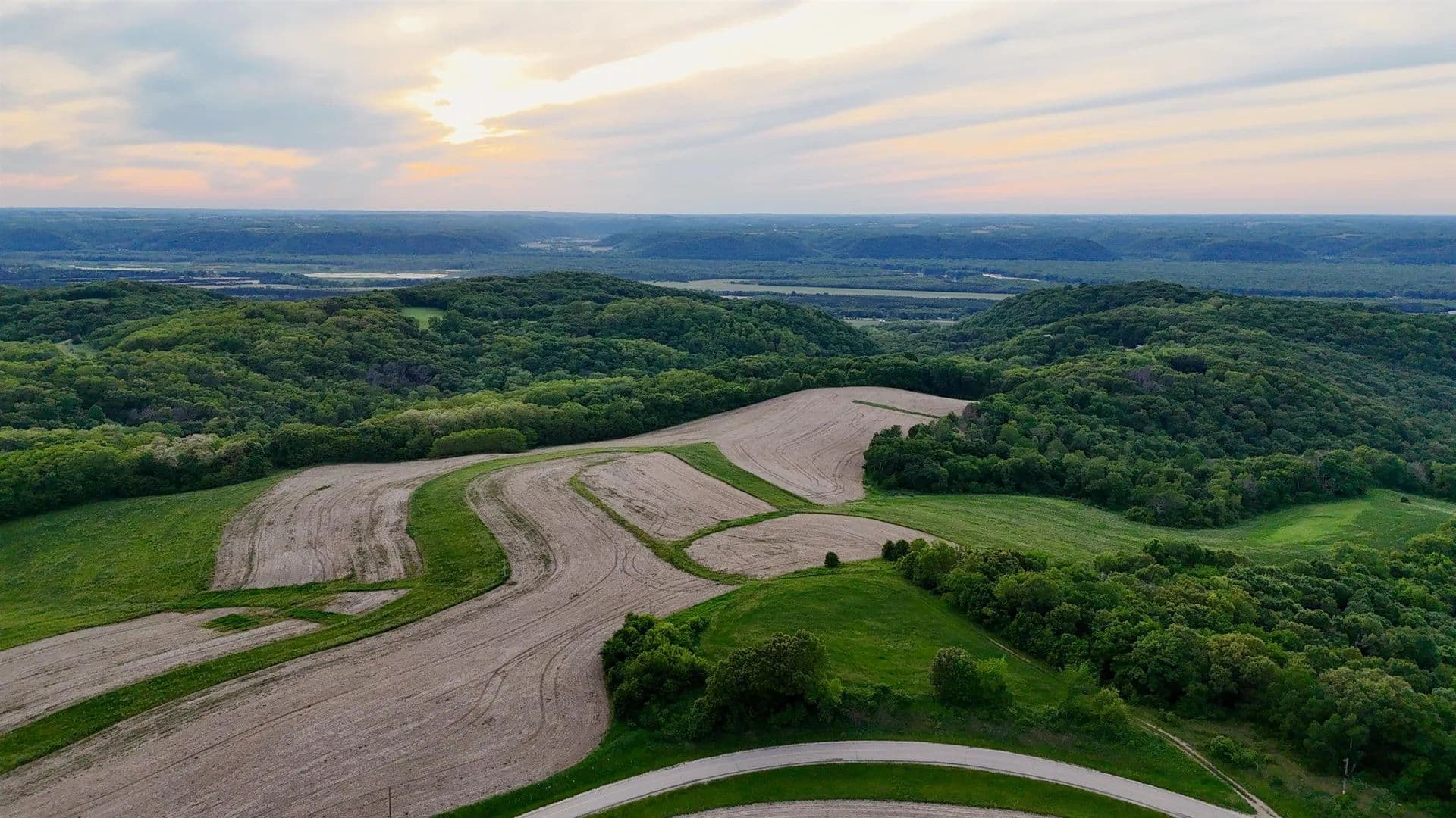 83.15 Acres of Land for Sale in Grant County, Wisconsin - Wisconsin, 53805