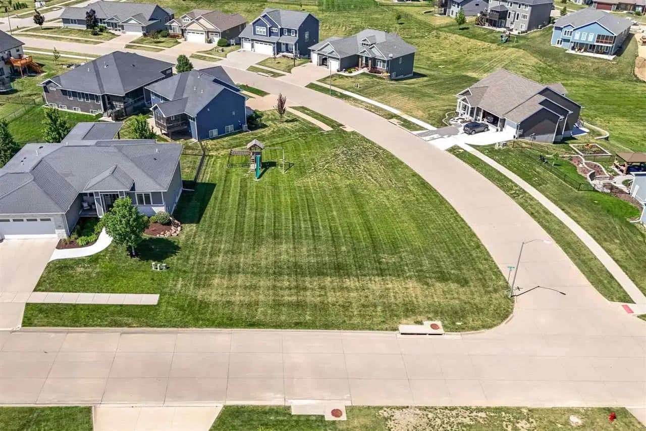 0.3 Acres of Land for Sale in Johnson County, Iowa - Iowa, 52240