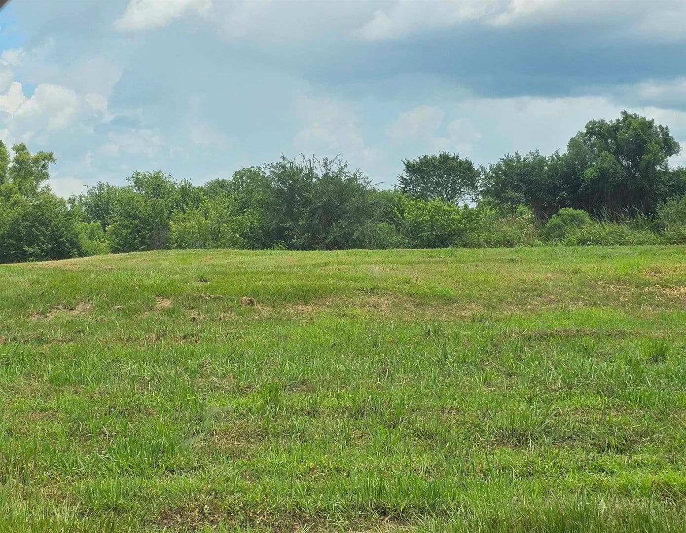 0.77 Acres of Land for Sale in Raceland, LA - Raceland, Louisiana, 70394