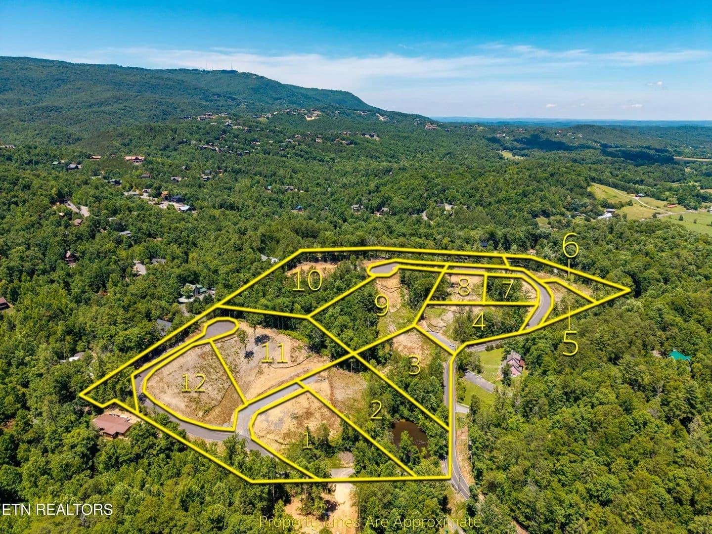 16.75 Acres of Land for Sale in Sevierville, TN - Sevierville, Tennessee, 37862