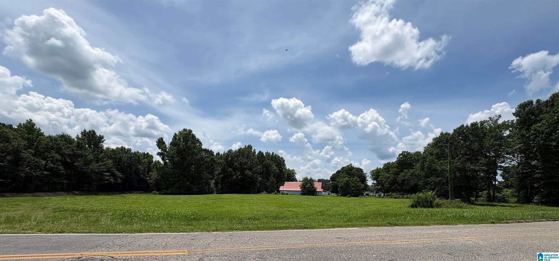 4 Acres of Land for Sale in Clanton, Alabama - Clanton, Alabama, 35045