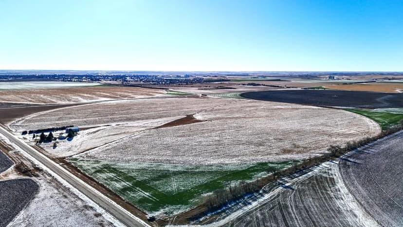 Highly Productive Irrigated Parcel Located Close to Alliance, NE