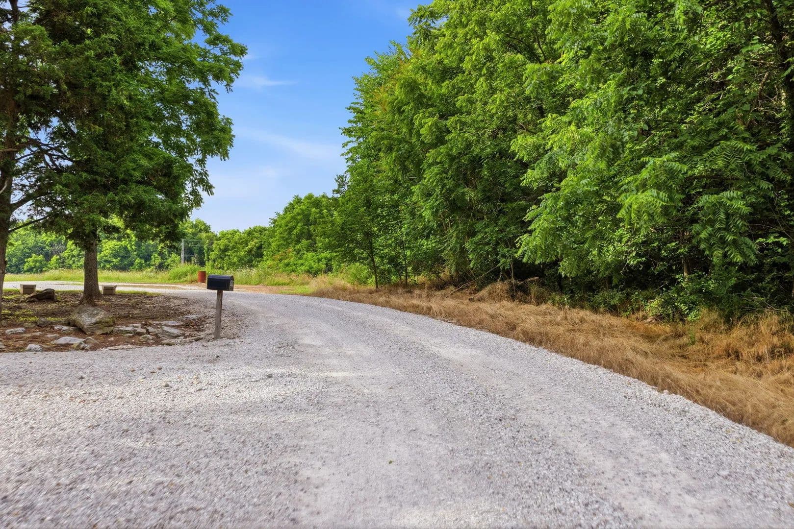 2.5 Acres of Land for Sale in Bolivar, MO - Bolivar, Missouri, 65613