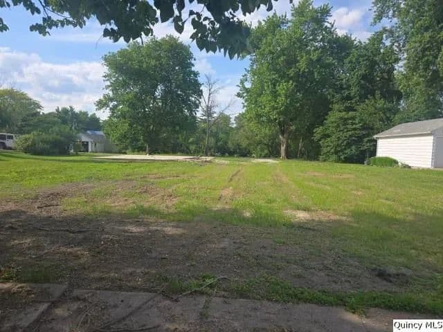 Property from 315 Cherry Street - KW - Carthage, Illinois, 62321