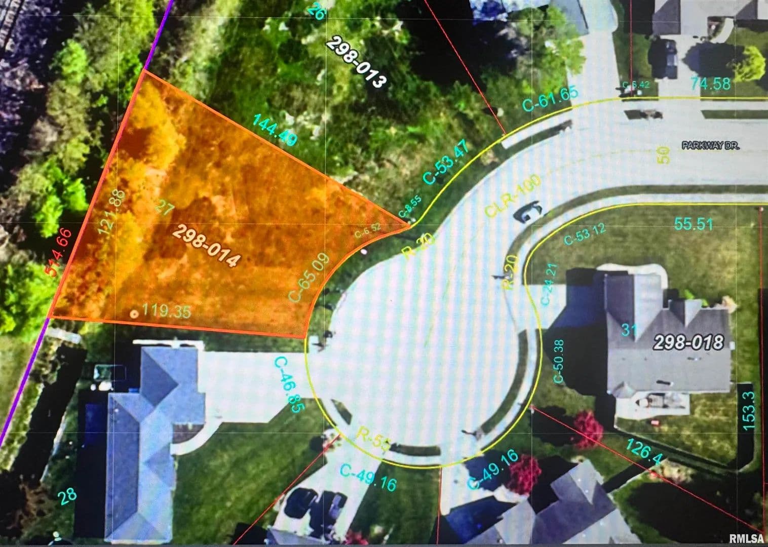 Property from 153 PARKWAY Drive - KW - Chatham, Illinois, 62629