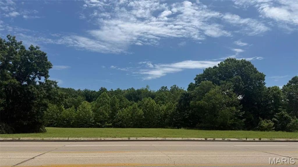 0.91 Acres of Land for Sale in Cape Girardeau, MO - Cape Girardeau, Missouri, 63701