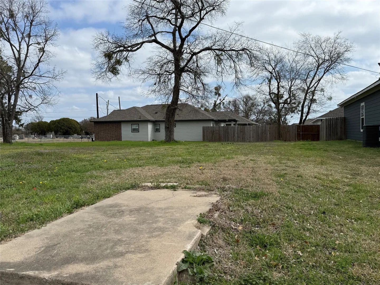 0.09 Acres of Land for Sale in Greenville, Texas - Greenville, Texas, 75401