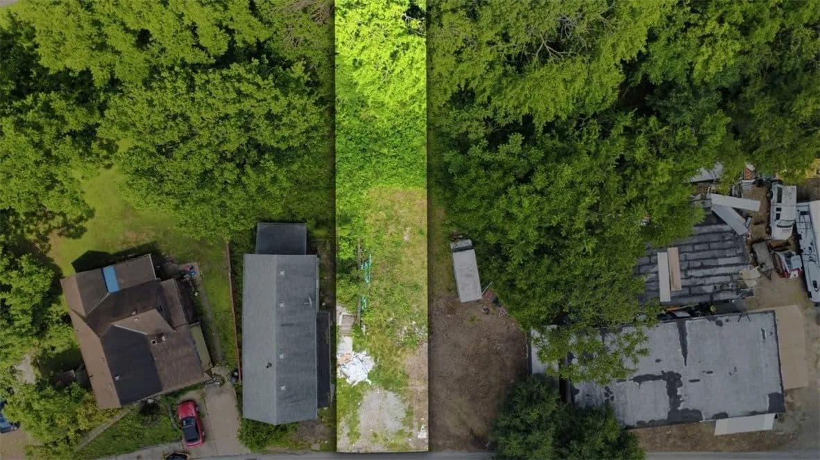 0.1 Acres of Land for Sale in McKeesport, PA - Mckeesport, Pennsylvania, 15133