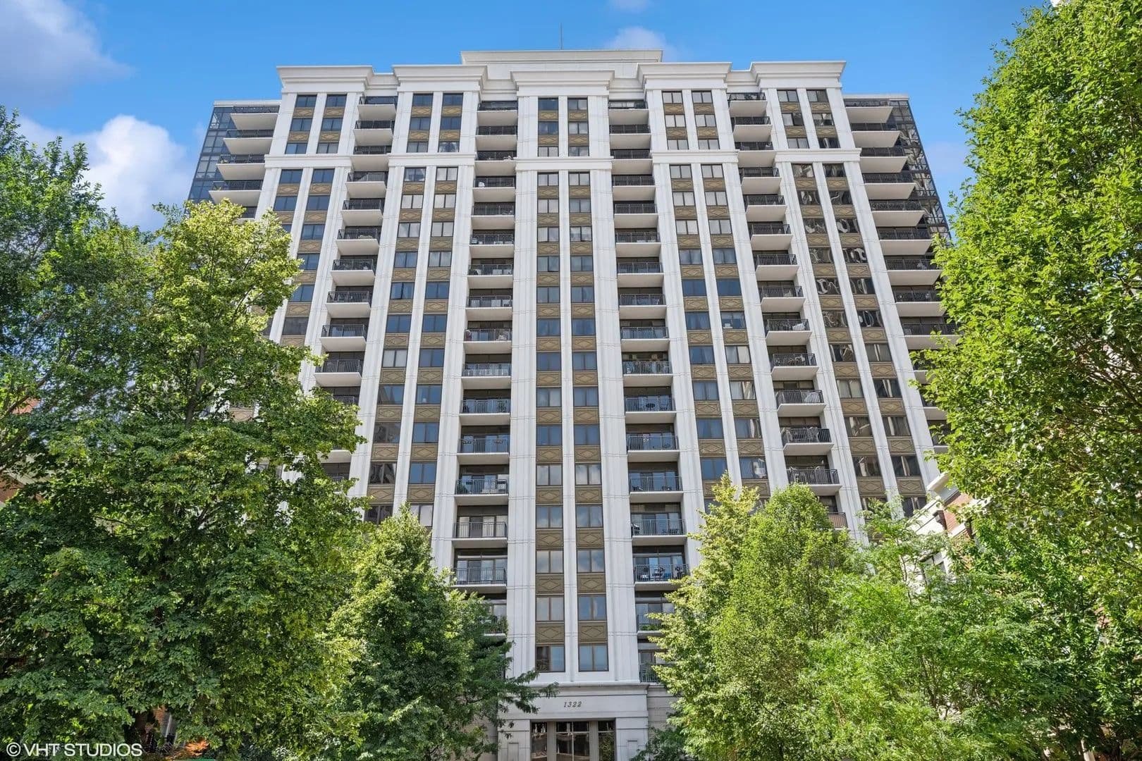 Property from 1322 S Prairie Avenue #G-8 - KW - Chicago, Illinois, 60605