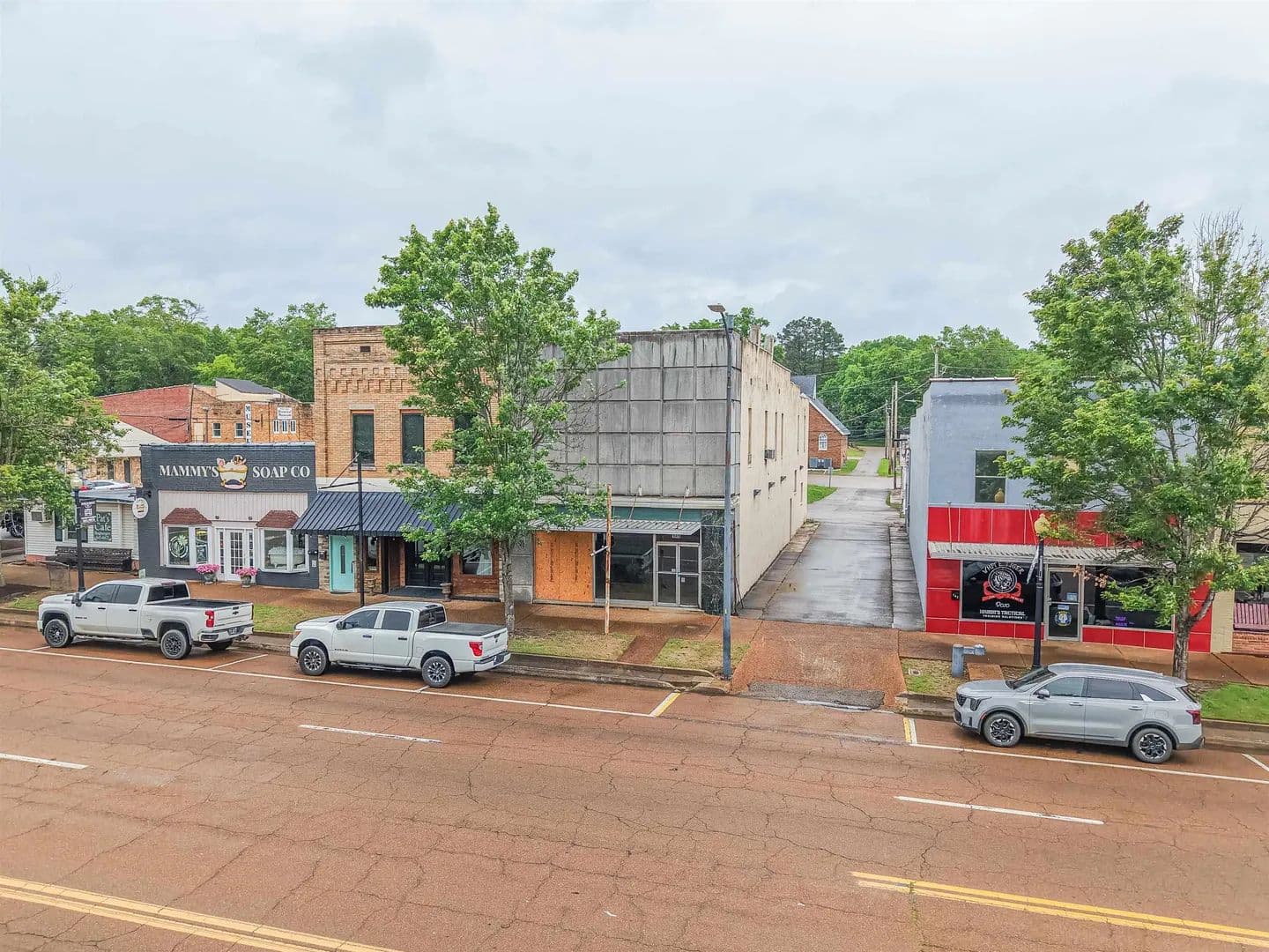 Property from 149 W COURT AVE - KW - Selmer, Tennessee, 38375
