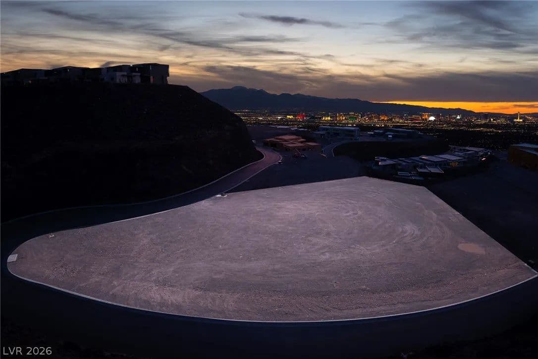 1.12 Acres of Land for Sale in Henderson, Nevada - land for sale