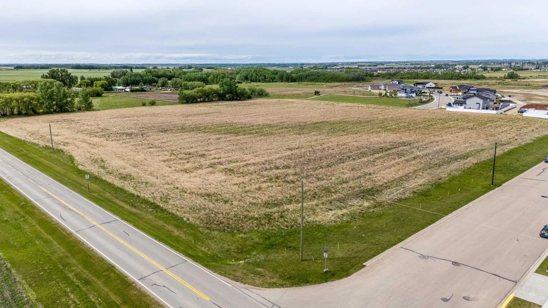 Property from 4602 34 Street - KW - land for sale