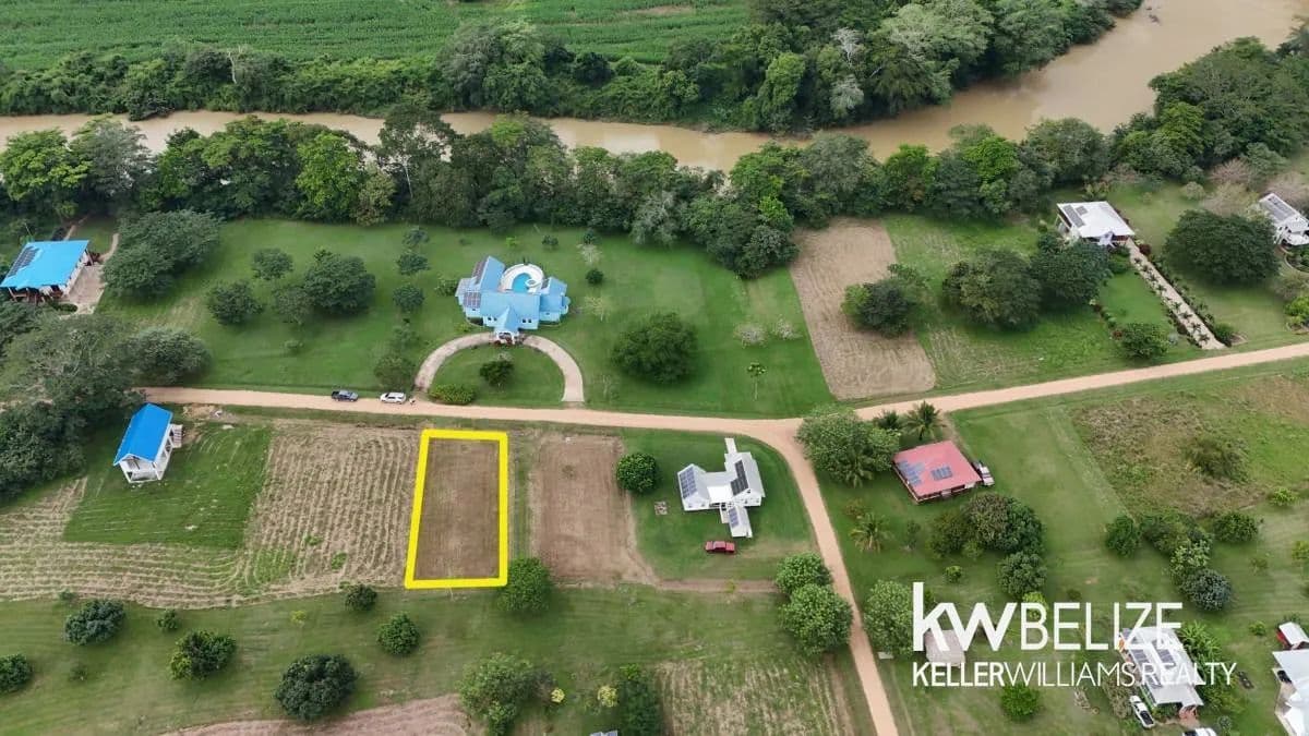 Parcel in Carmelita Garden Lots - land for sale
