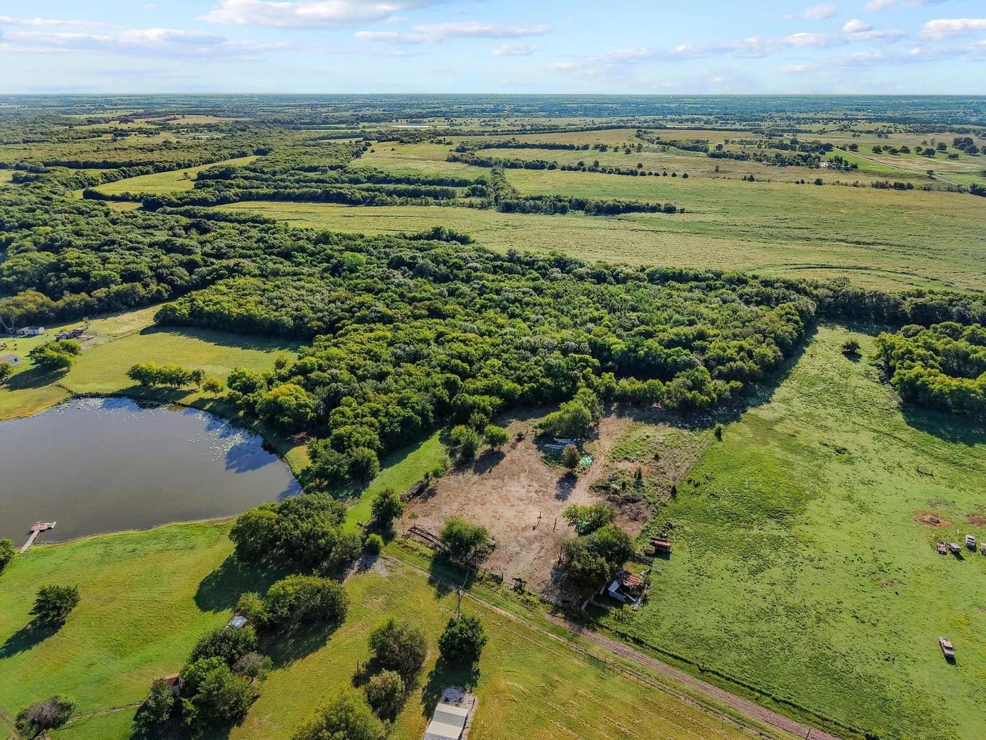 10 Acres of Land for Sale in Blue Ridge, Texas - Blue Ridge, Texas, 75424