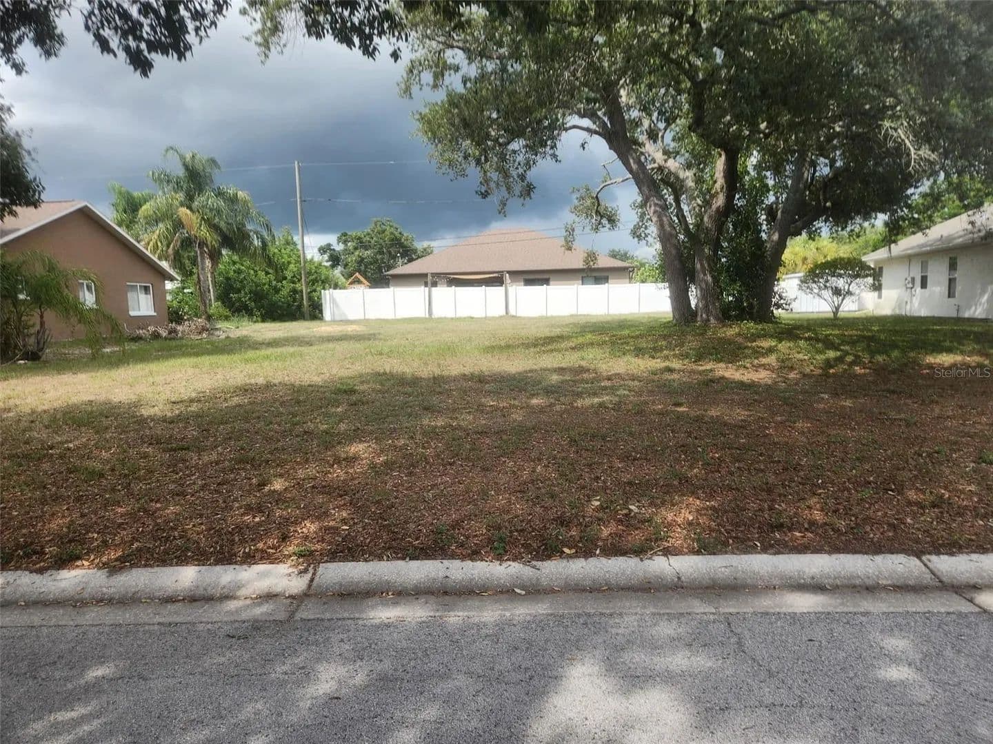Property from KENNETH WAY - KW - Tarpon Springs, Florida, 34689