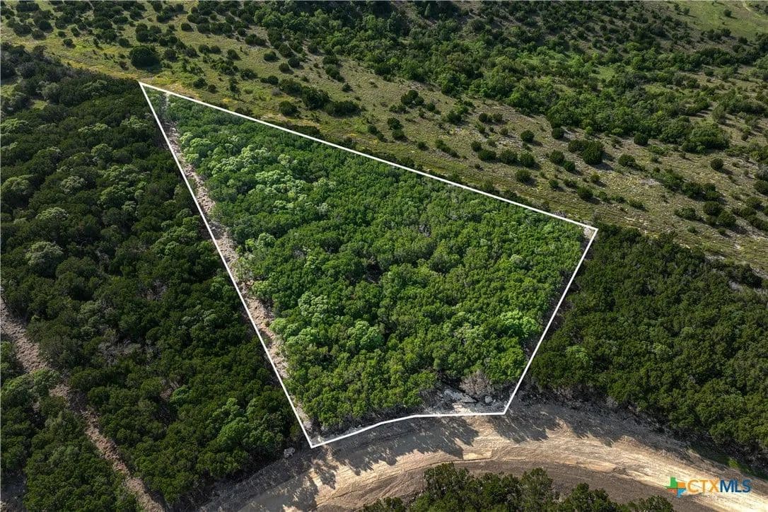 4 Acres of Land for Sale in Burnet, Texas - Burnet, Texas, 78605