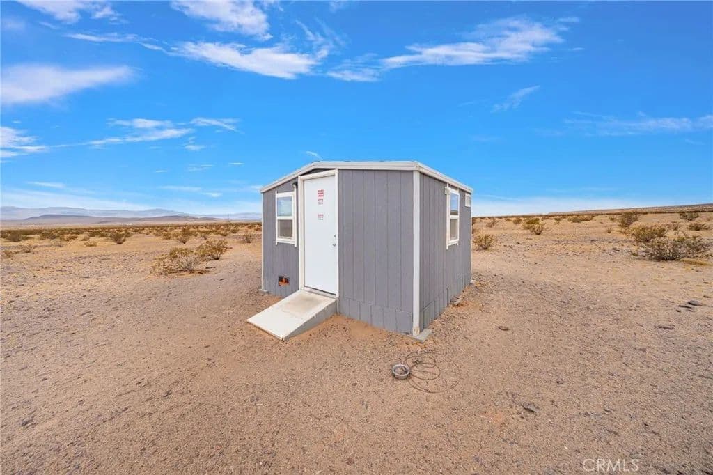 Vacant Land in Newberry Springs - Newberry Springs, California, 92338
