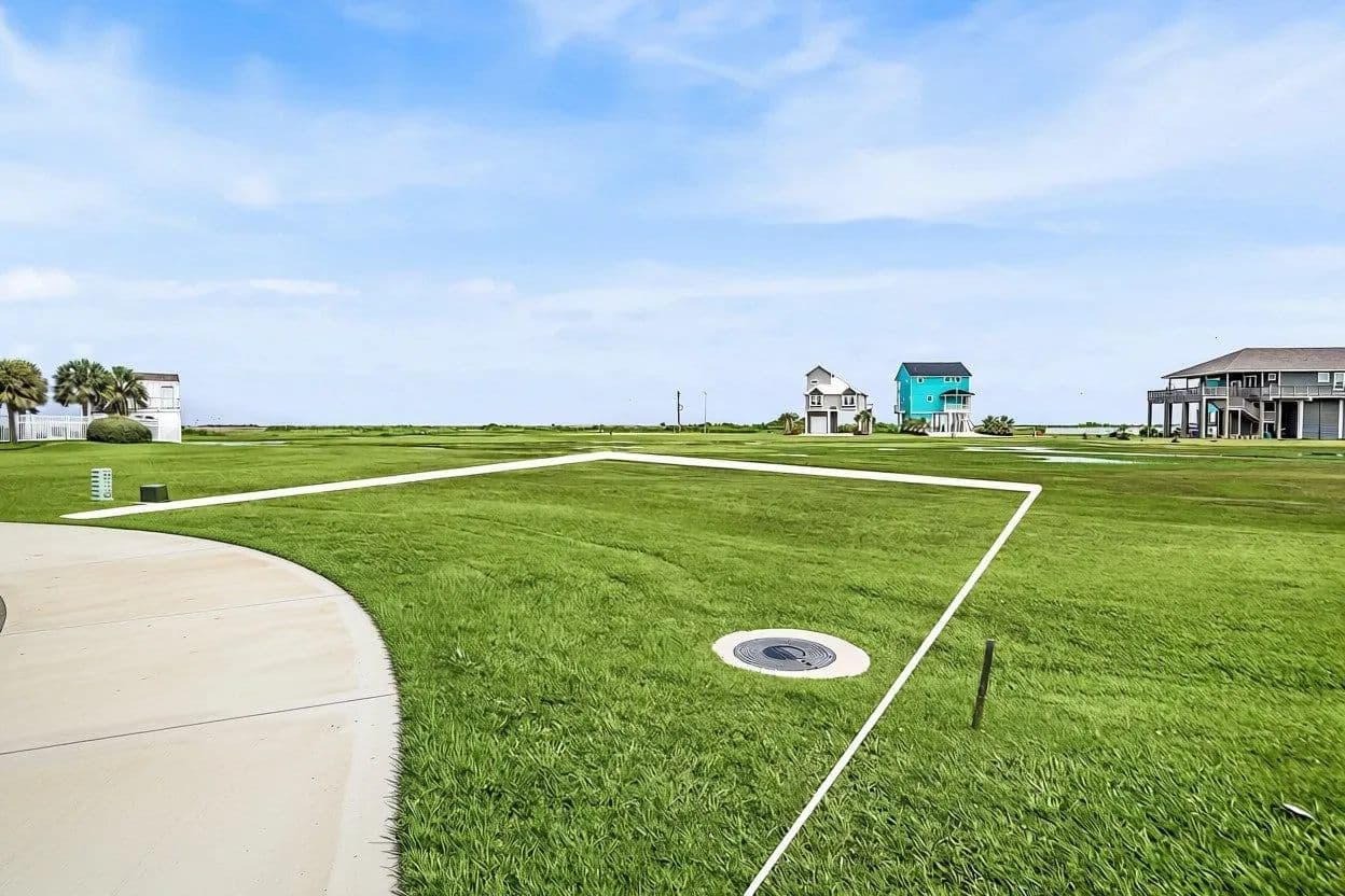 Lots & Land-Other in Galveston - Galveston, Texas, 77554