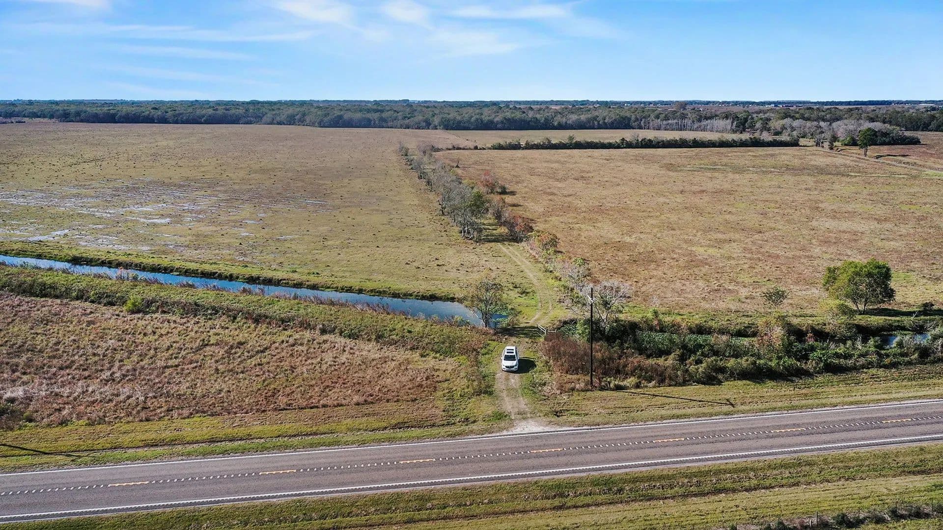 Vacant Land in Anahuac - land for sale