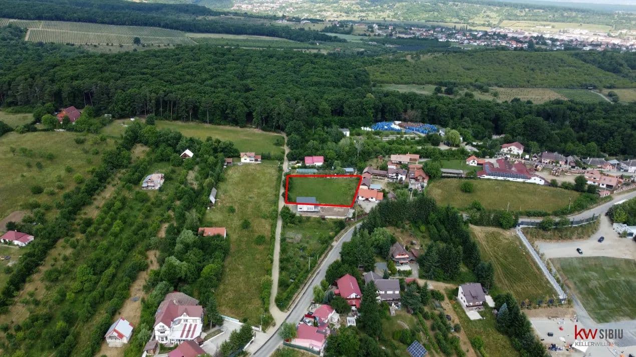 Teren construtie 1000 mp - Tocile, toate utilitatile, vedere panoramică! - land for sale