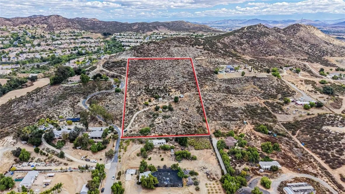 5 Acres of Land for Sale in Murrieta, California - Murrieta, California, 92562