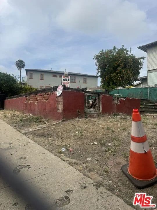 Property from 1222 Bellevue Ave - KW - Los Angeles, California, 90026