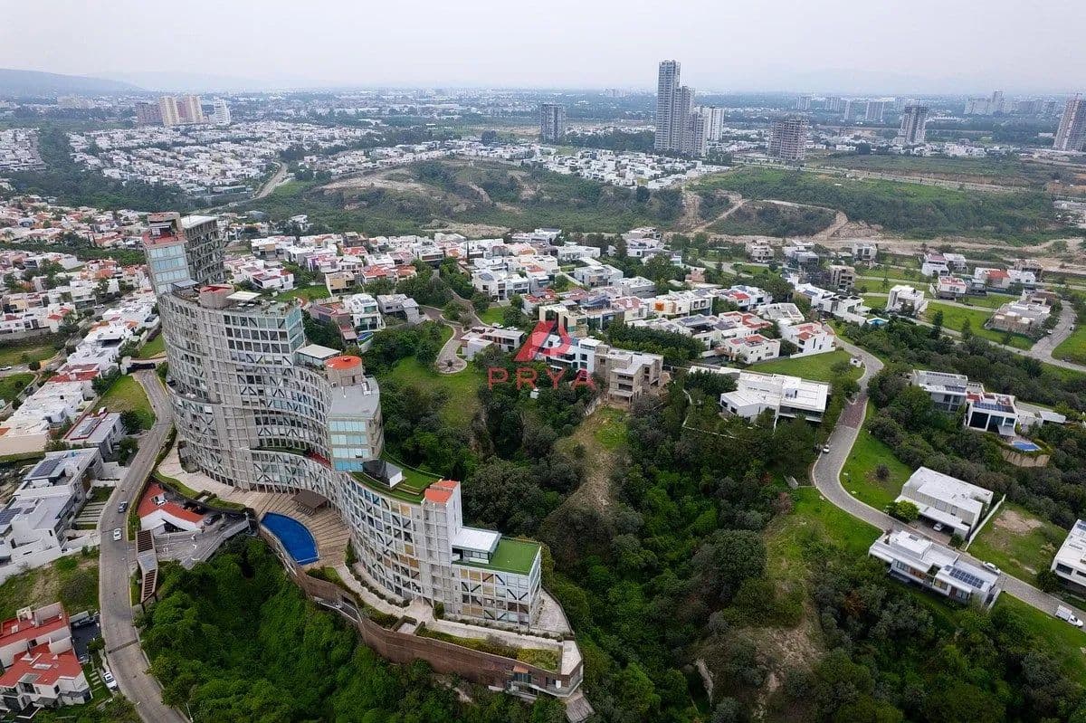 Terreno Venta en Las Cumbres Residencial, Zapopan – 1,468 m² - land for sale