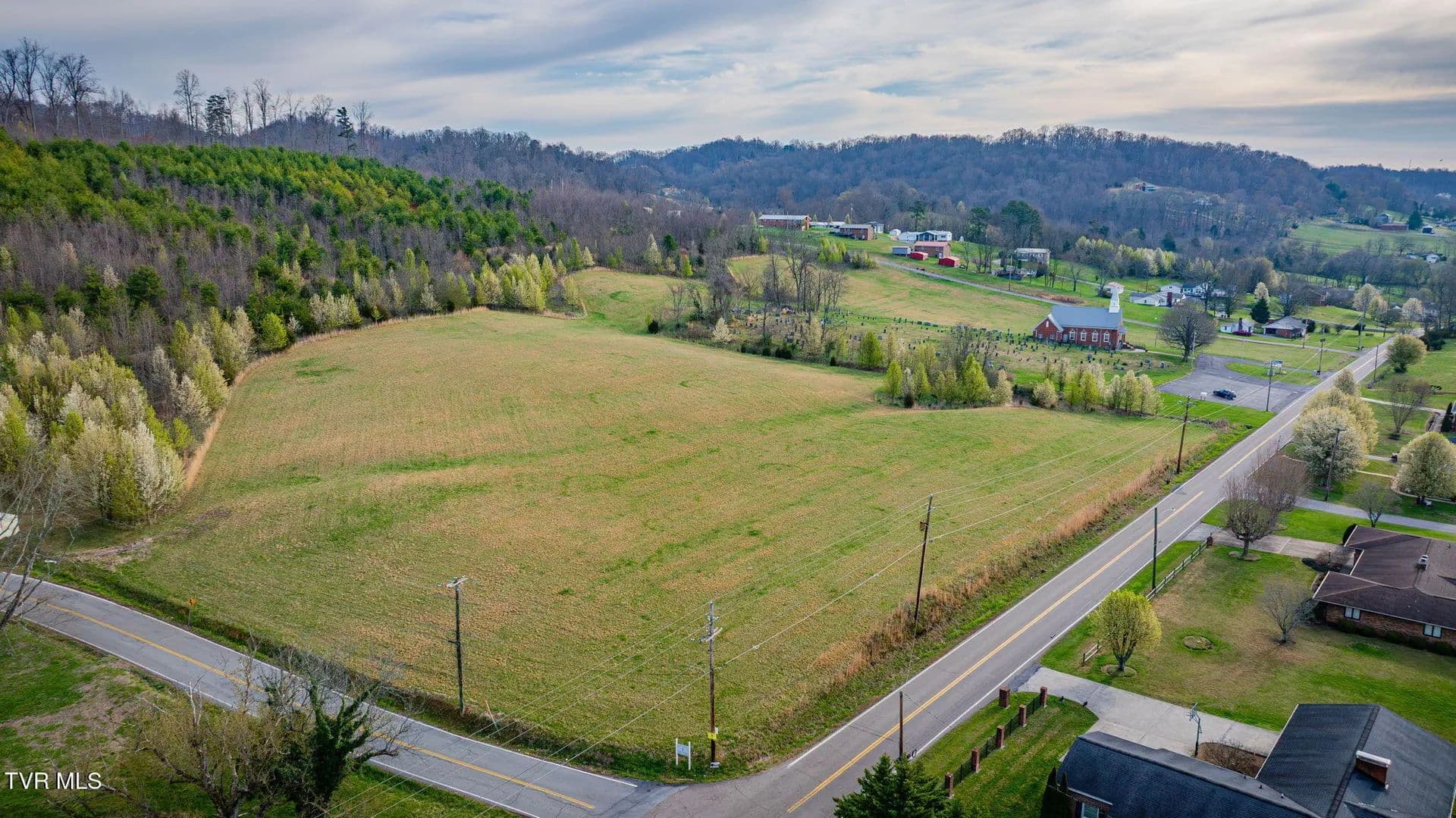 20 Acres of Land for Sale in Kingsport, Tennessee - Kingsport, Tennessee, 37660