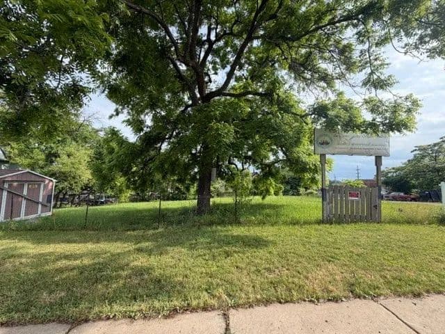 Land for Sale in Elgin, Illinois - Elgin, Illinois, 60120