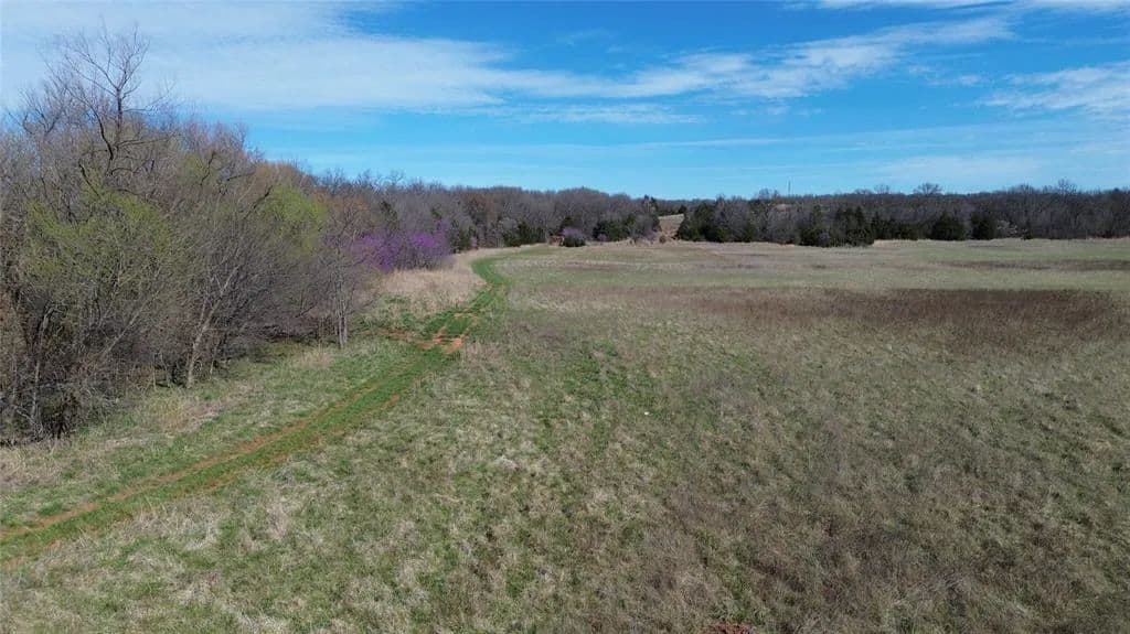 100 Acres of Land for Sale in Tecumseh, OK - Tecumseh, Oklahoma, 74873