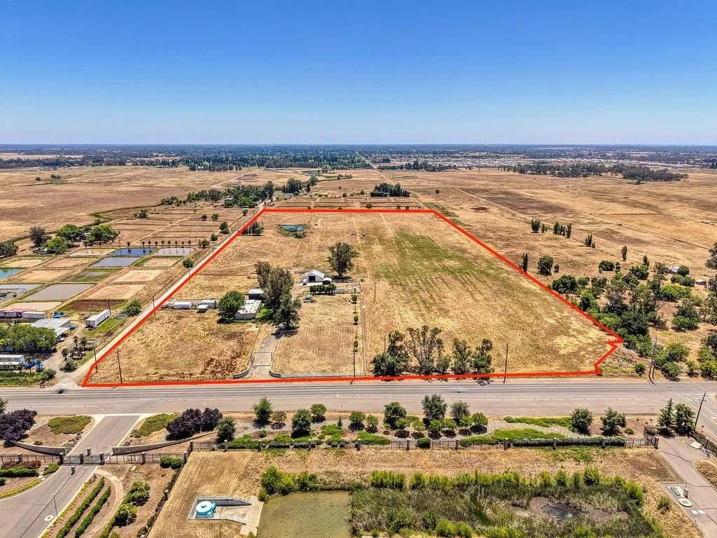 28.29 Acres of Land for Sale in Sacramento, California - Sacramento, California, 95829