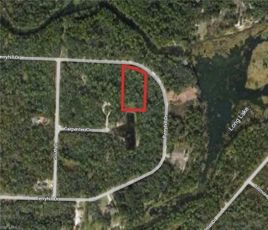 1.72 Acres of Land for Sale in WEBSTER, FL - Webster, Florida, 33597