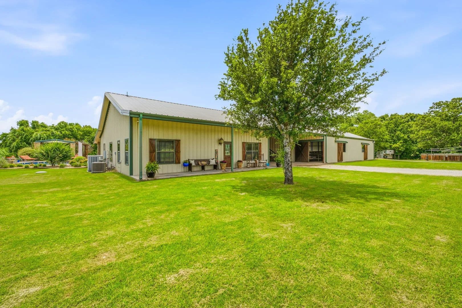 19 Acres of Land for Sale in Poolville, Texas - Poolville, Texas, 76487