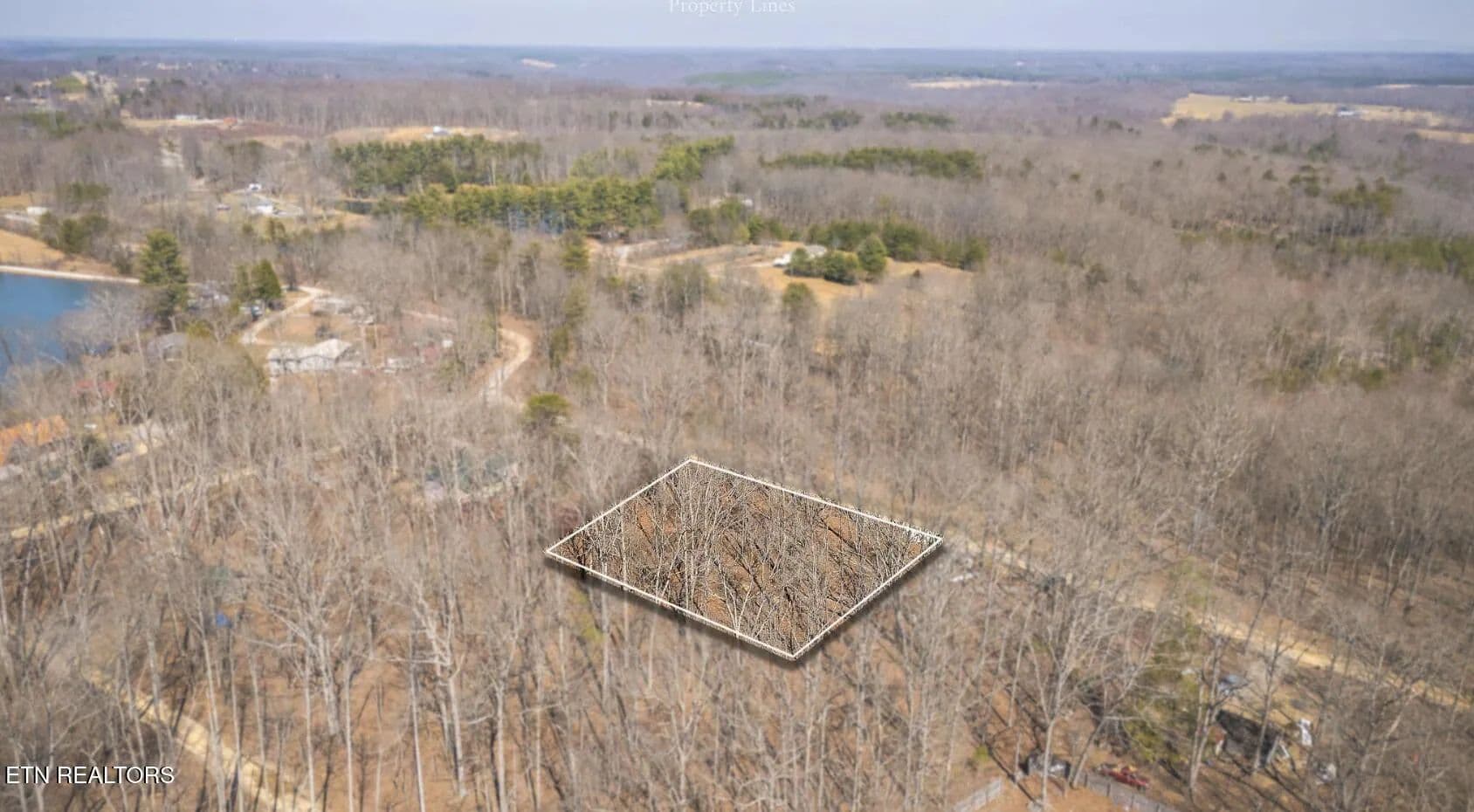 0.3 Acres of Land for Sale in Crossville, Tennessee - Crossville, Tennessee, 38572