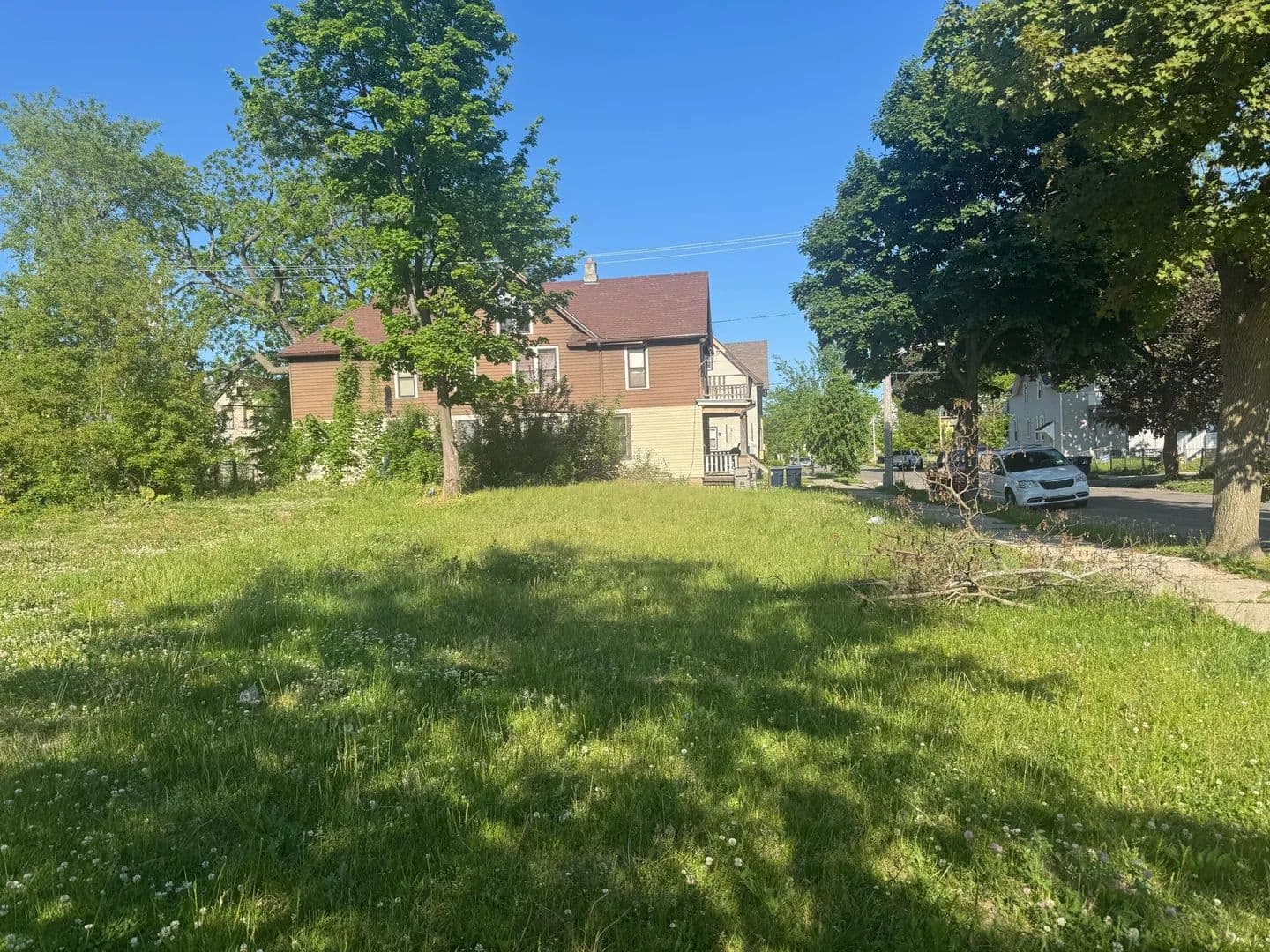 0.06 Acres of Land for Sale in Milwaukee, Wisconsin - Milwaukee, Wisconsin, 53206