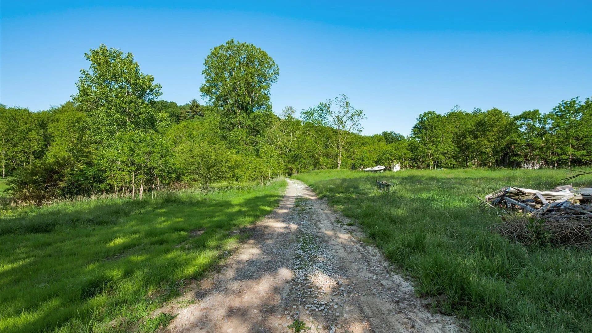 39.42 Acres of Land for Sale in Newark, Ohio - Newark, Ohio, 43055
