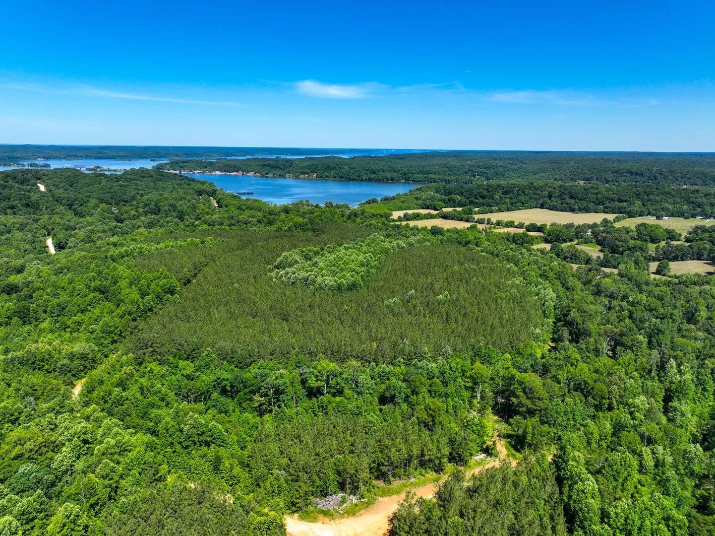 Property from 0 White Oak Rd - KW - Stewart, Tennessee, 37175