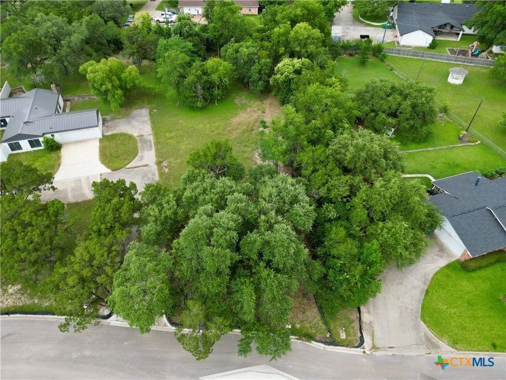 0.64 Acres of Land for Sale in Belton, Texas - Belton, Texas, 76513
