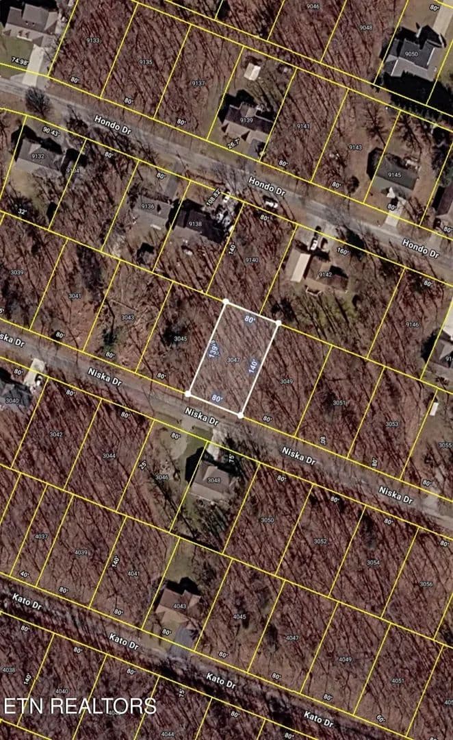 0.26 Acres of Land for Sale in Crossville, Tennessee - Crossville, Tennessee, 38572
