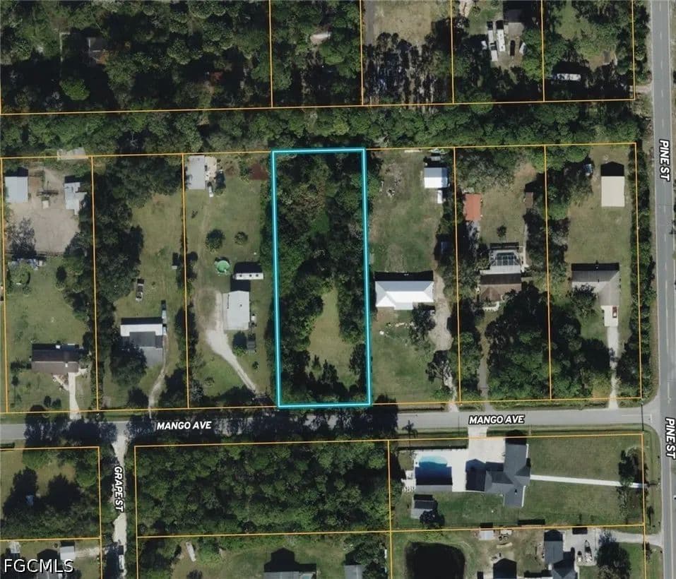 1 Acre of Land for Sale in Cocoa, FL - Cocoa, Florida, 32926