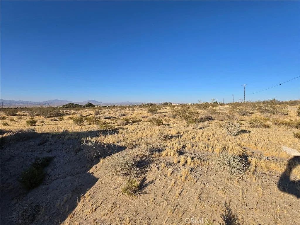 Lots & Land-Other in Lucerne Valley - Lucerne Valley, California, 92356