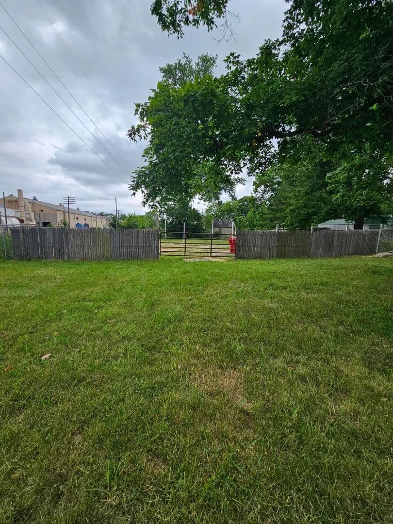 0.27 Acres of Land for Sale in London, Ohio - London, Ohio, 43140