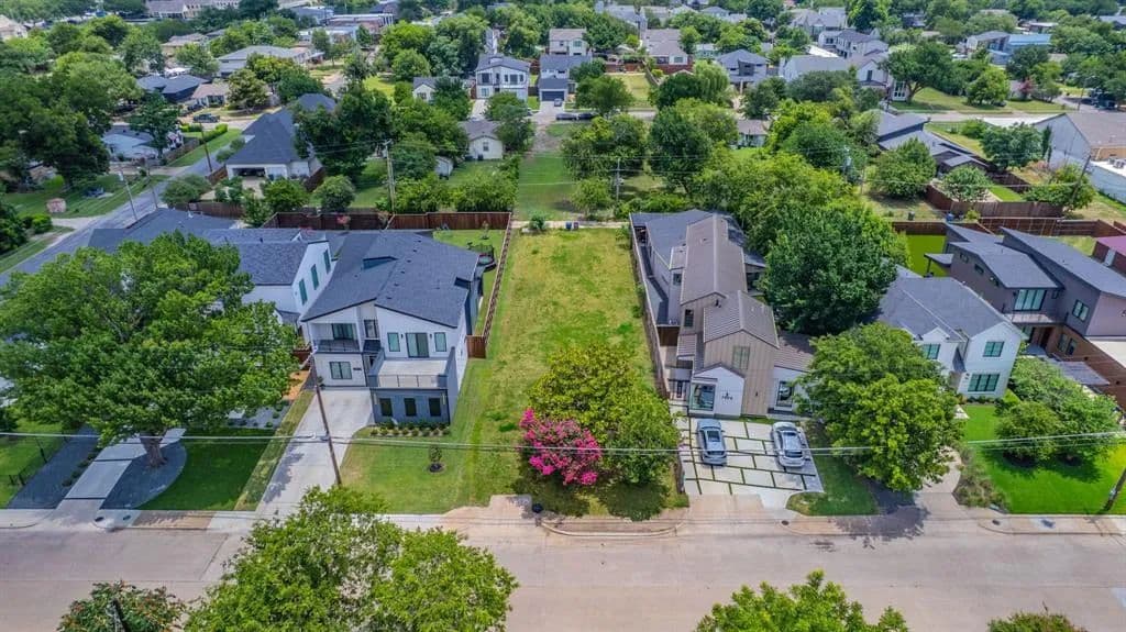Vacant Land in Dallas - Dallas, Texas, 75209