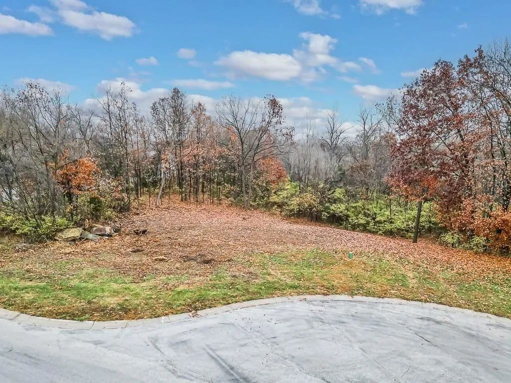 Property from 1946 Edgewood Drive - KW - Leavenworth, Kansas, 66048