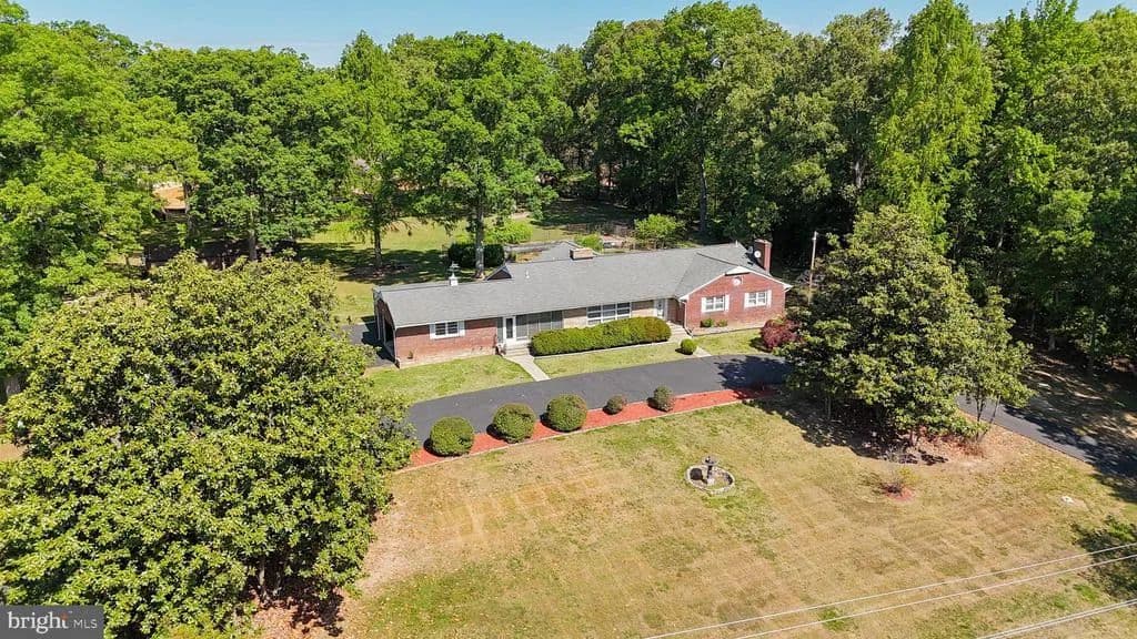 4.12 Acres of Land for Sale in Waldorf, Maryland - Waldorf, Maryland, 20602