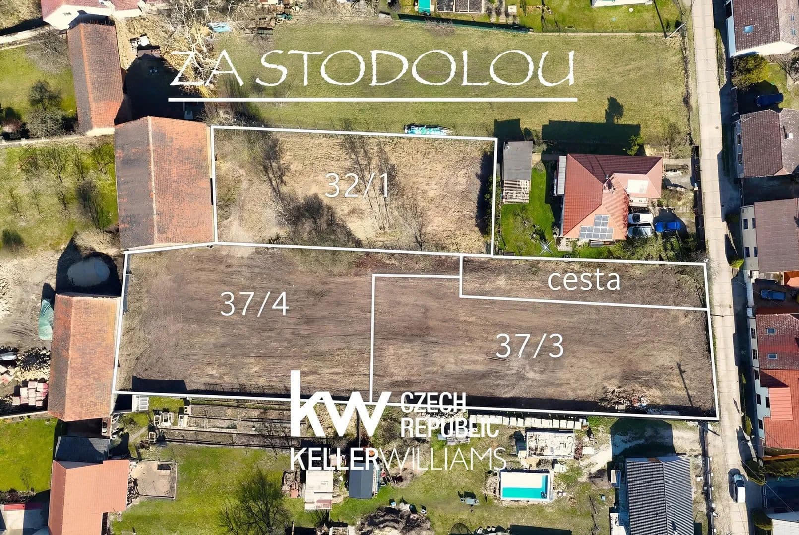 1071 Acres of Land for Sale in Libomyšl - land for sale