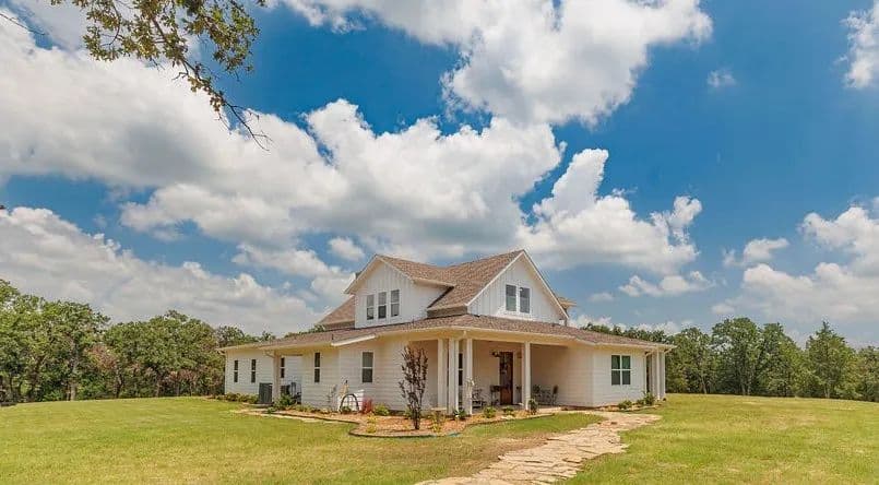 45.38 Acres of Land for Sale in Sunset, TX - Sunset, Texas, 76270