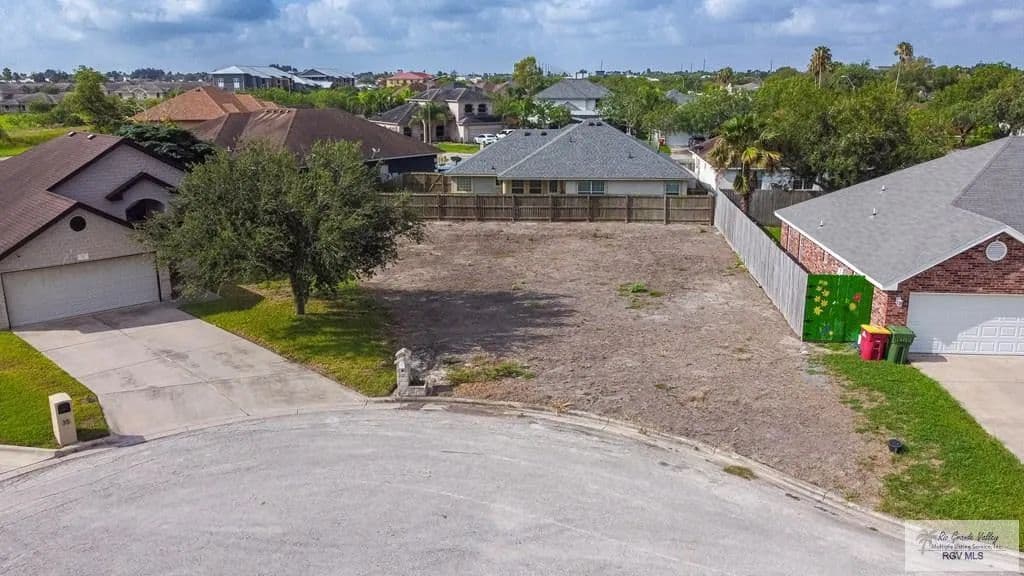 Property from 15 IRAPUATO CT. - KW - Brownsville, Texas, 78526